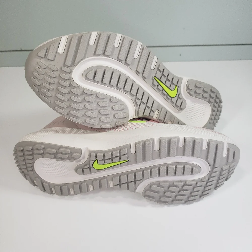 Nike react escape